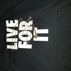 NIKE - BOYS Black Hoodie with Gold and White Print